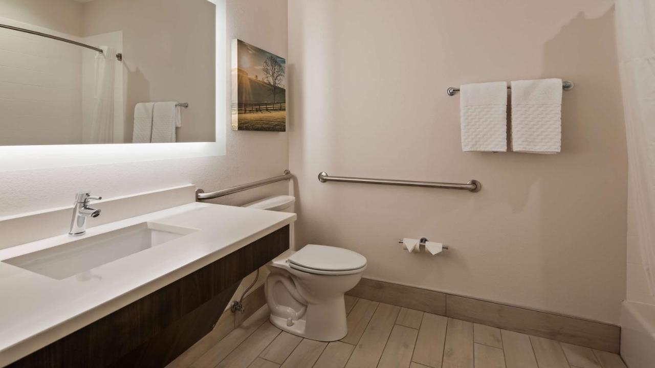 Best Western Plus Elizabethtown Inn & Suites Bagian luar foto