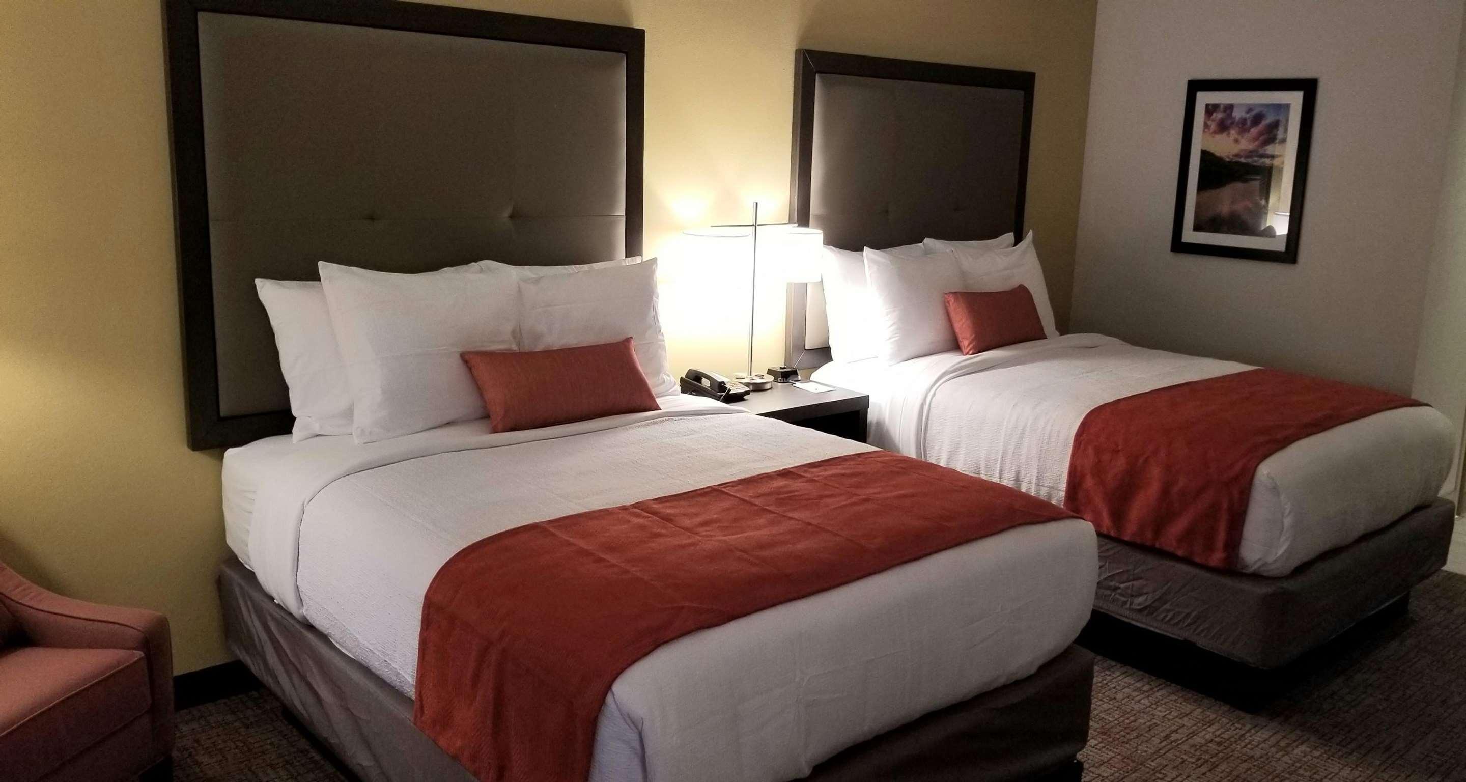 Best Western Plus Elizabethtown Inn & Suites Bagian luar foto