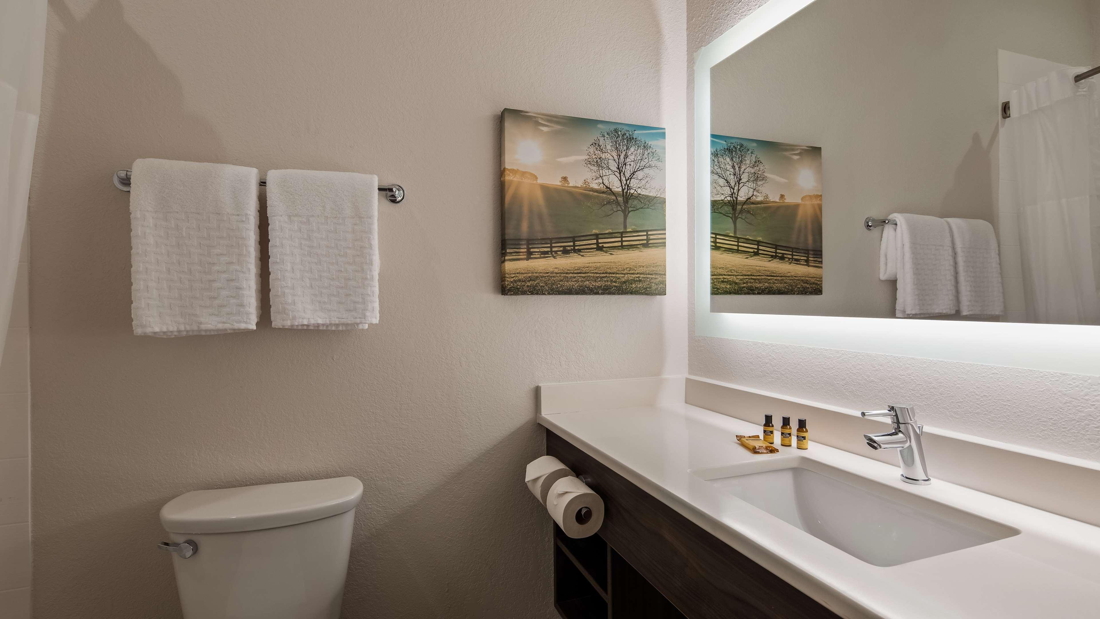 Best Western Plus Elizabethtown Inn & Suites Bagian luar foto