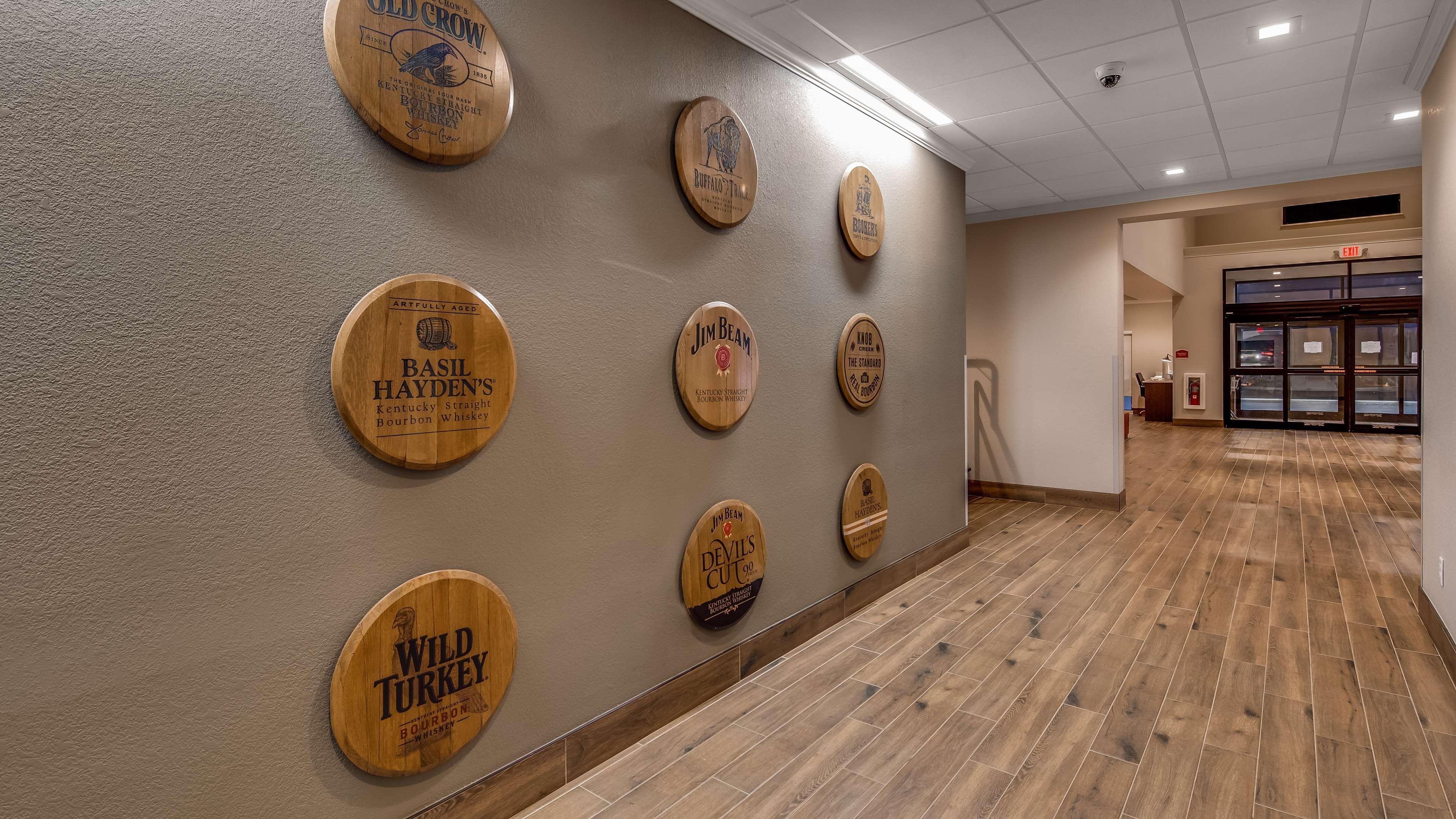 Best Western Plus Elizabethtown Inn & Suites Bagian luar foto