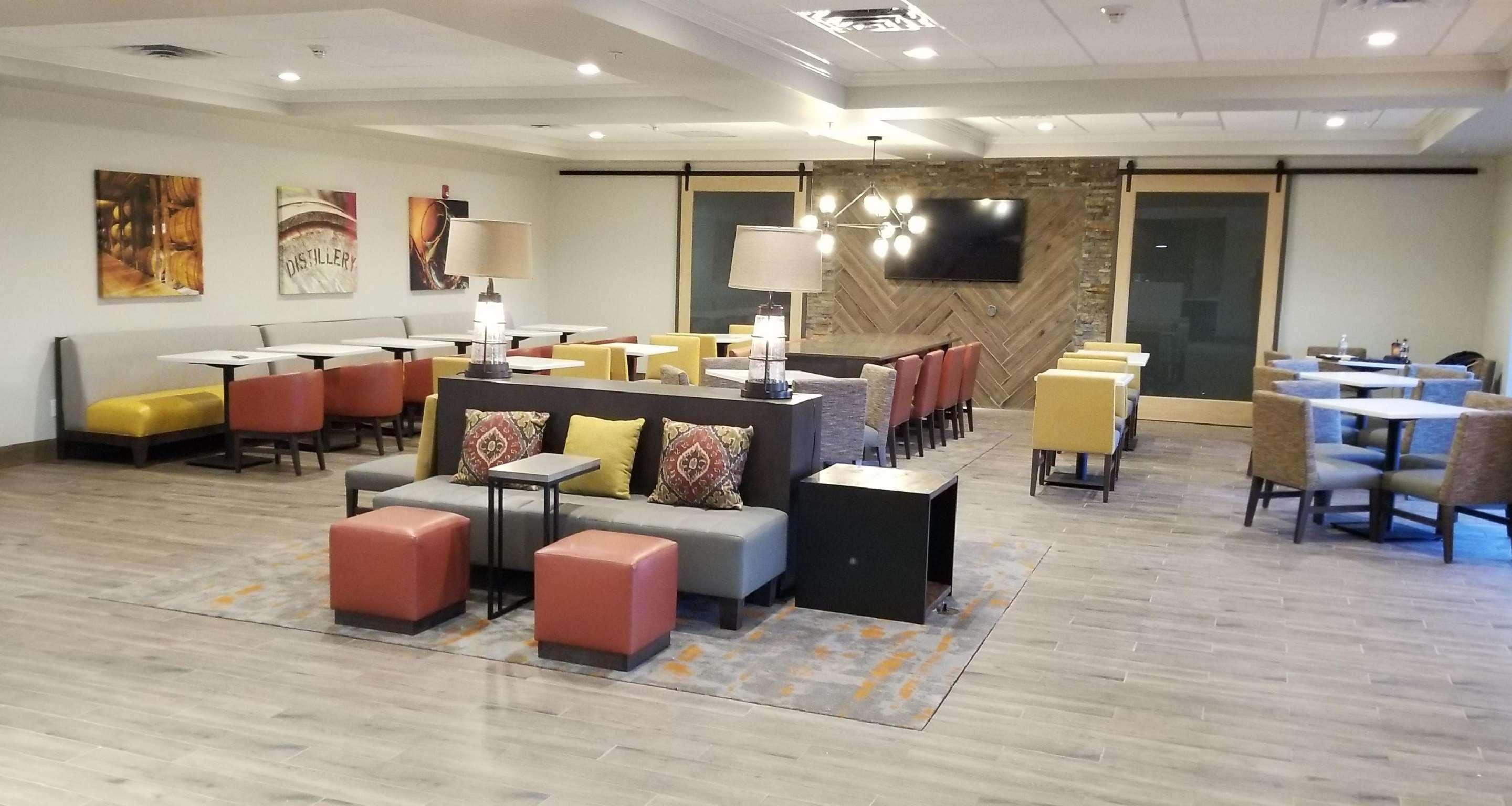 Best Western Plus Elizabethtown Inn & Suites Bagian luar foto